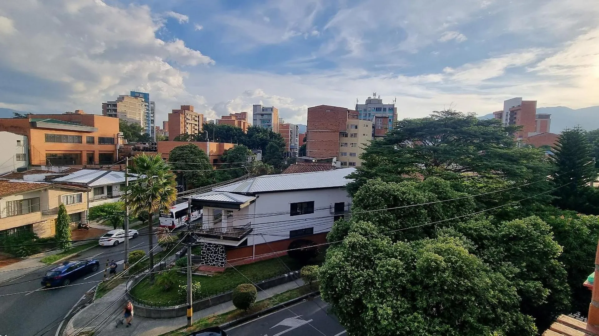 Apartamento Ed Santo Tomas Laureles Medellín Colombia