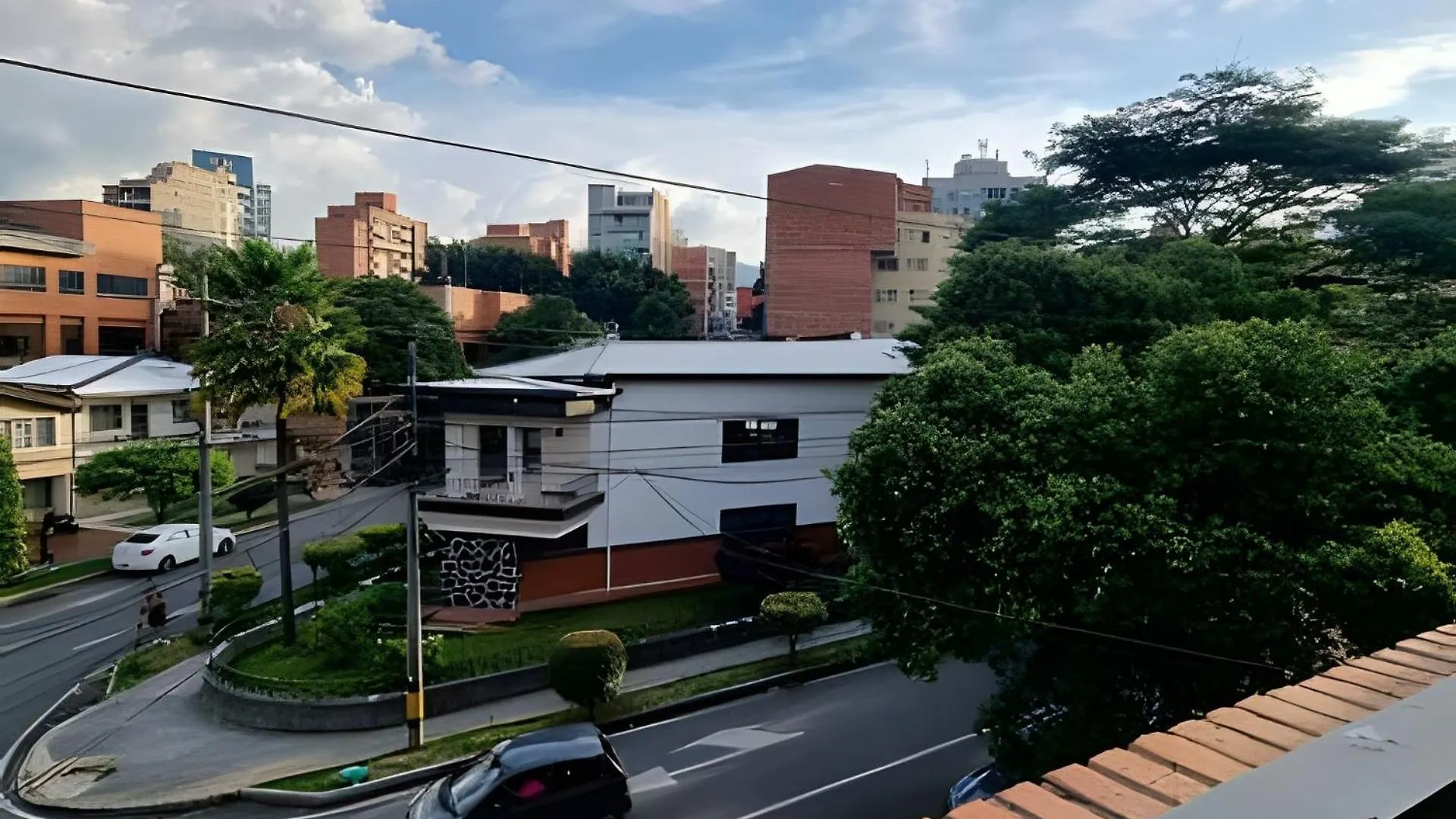 Апартаменты Ed Santo Tomas Laureles Медельин